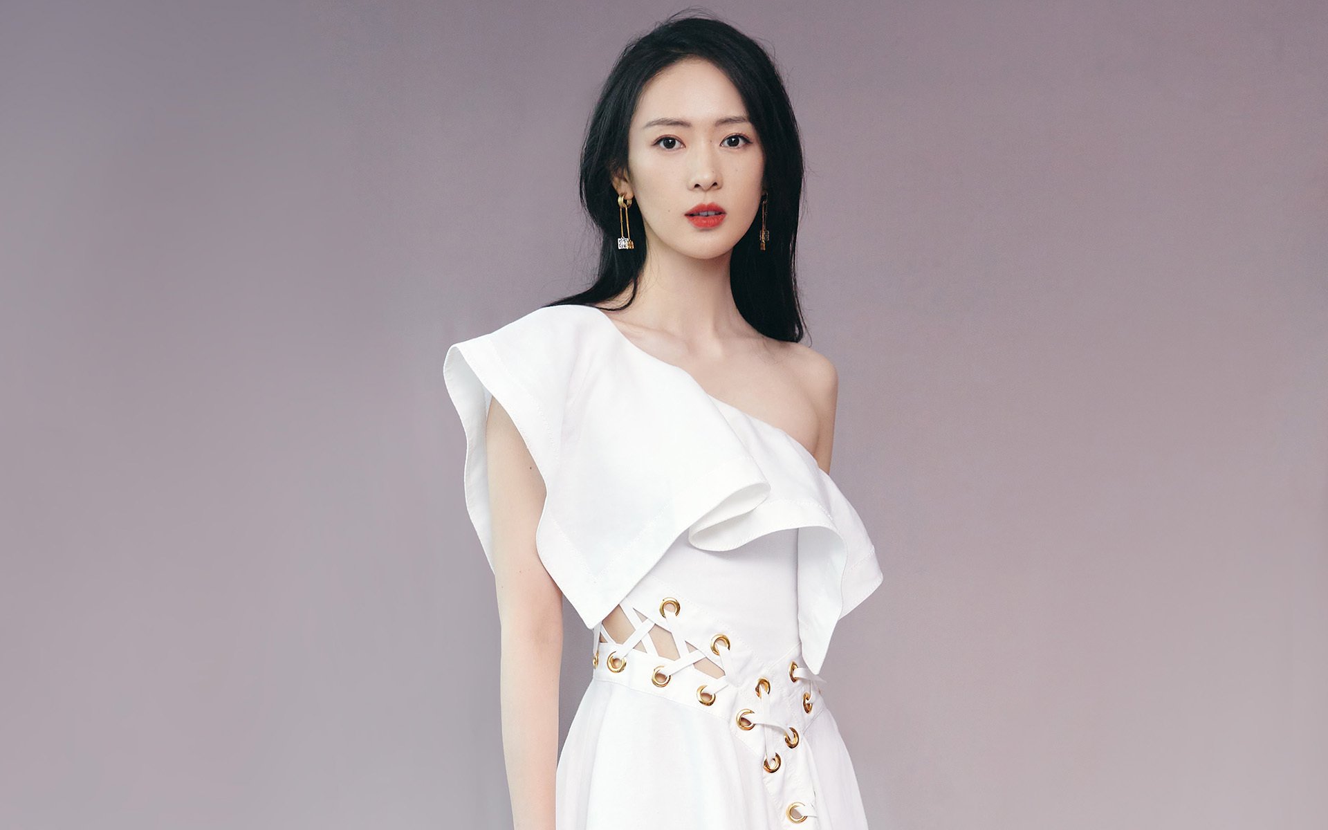 全景直播与多角度切换技术结合，让全球观众零距离感受比赛盛宴