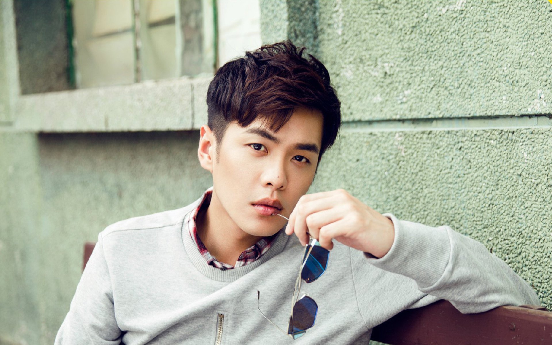 开云体育在线登入-朱婷鼓励队友突破自我迎接挑战，朱婷带队出发